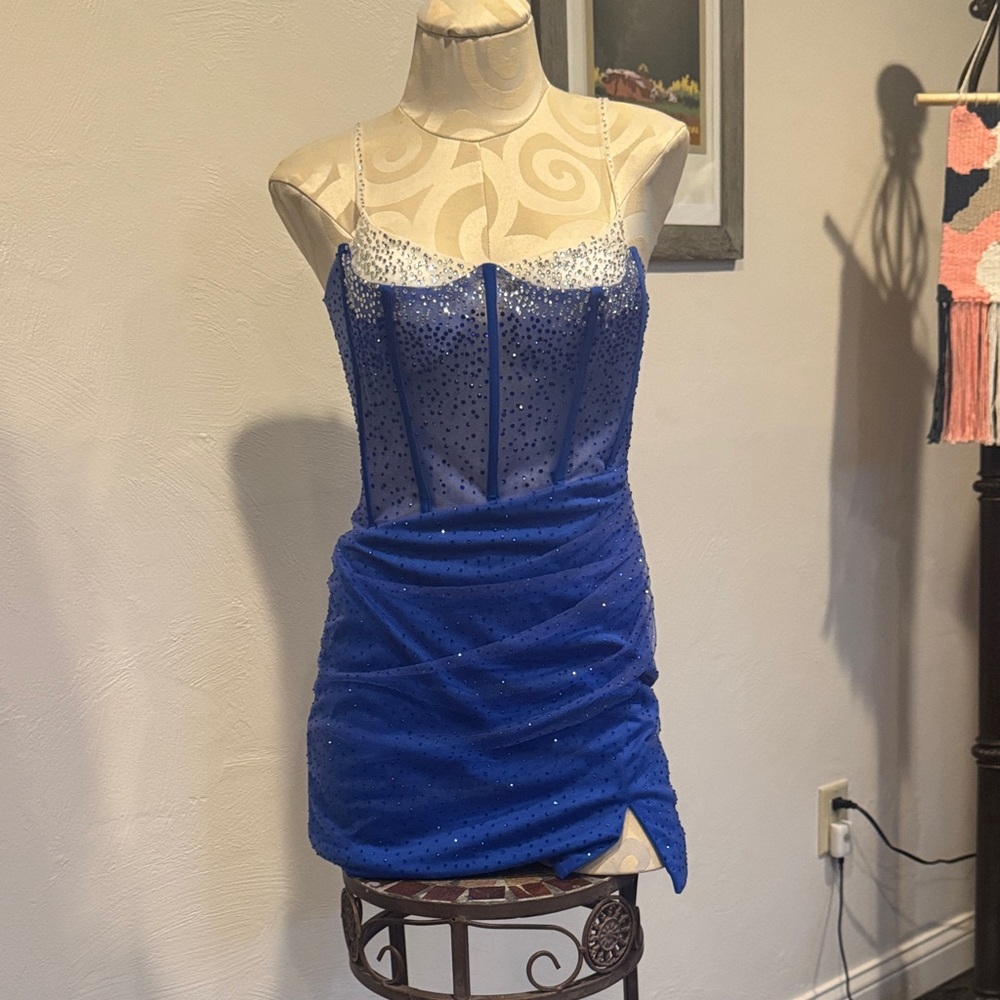 Elegant Blue Sequin Dress